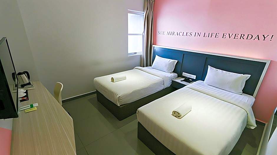 Hotel 99 Kota Kemuning