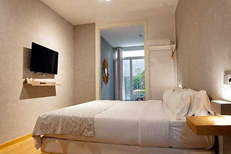 Superior Family Room