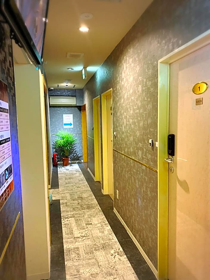 誠家　MAKOTO HOSTEL