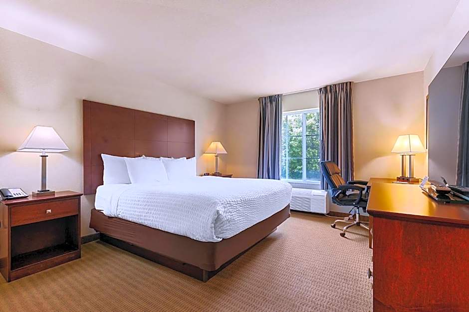 Cobblestone Hotel & Suites - Knoxville