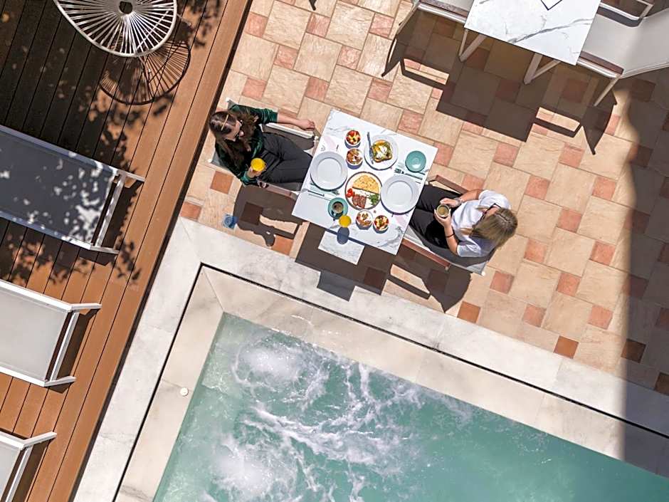 Eliza Hotel by Panel Hospitality