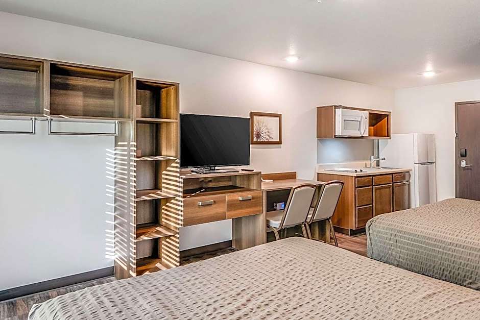 WoodSpring Suites West Des Moines