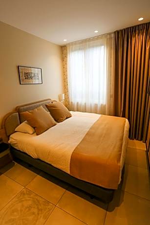 Superior Double Room  and Spa Access (reservation needed)