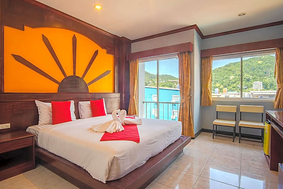Art Mansion Patong Hotel