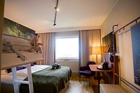 Superior Family Room