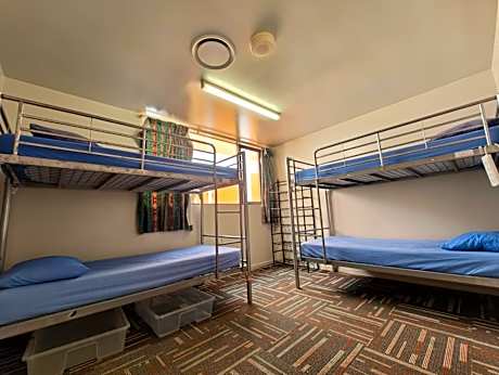 Bed in 4-Bed Mixed Dormitory Room