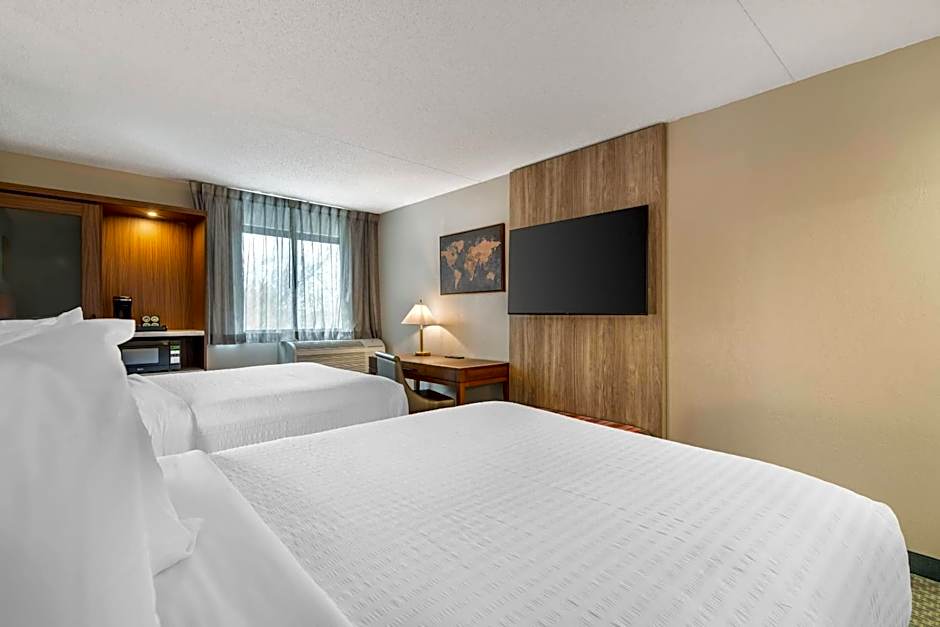 The Clocktower Hotel at Century House, an Ascend Collection Hotel