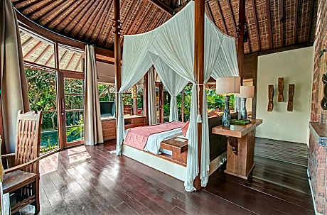 One-Bedroom Pool Villa with Garden View and Free Shuttle to Canggu