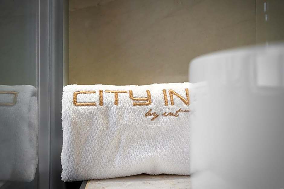Hotel City IN