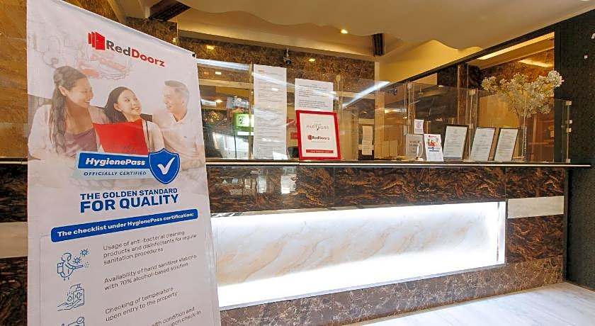 RedDoorz Plus at Winter Benitez