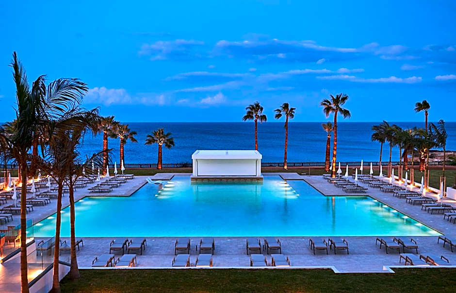 Sunrise Jade - Adults Only