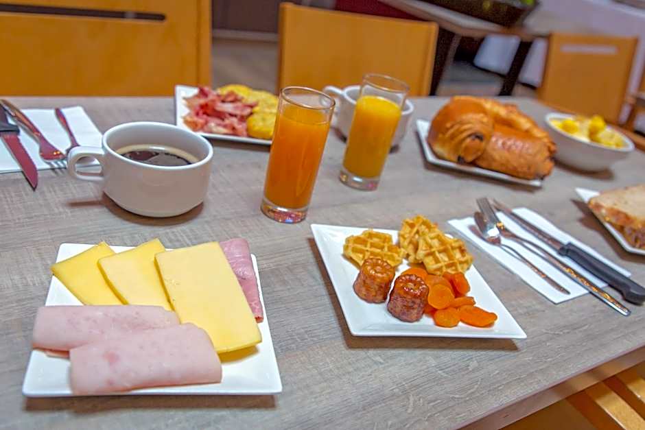 SOWELL RESIDENCES New Chastillon