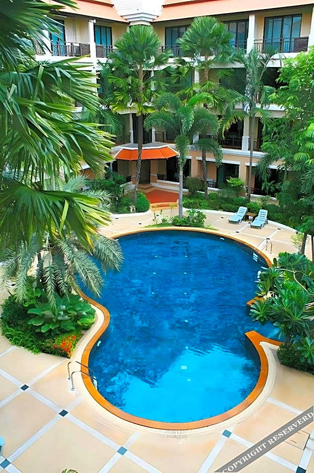 Le Casa Bang Saen Hotel