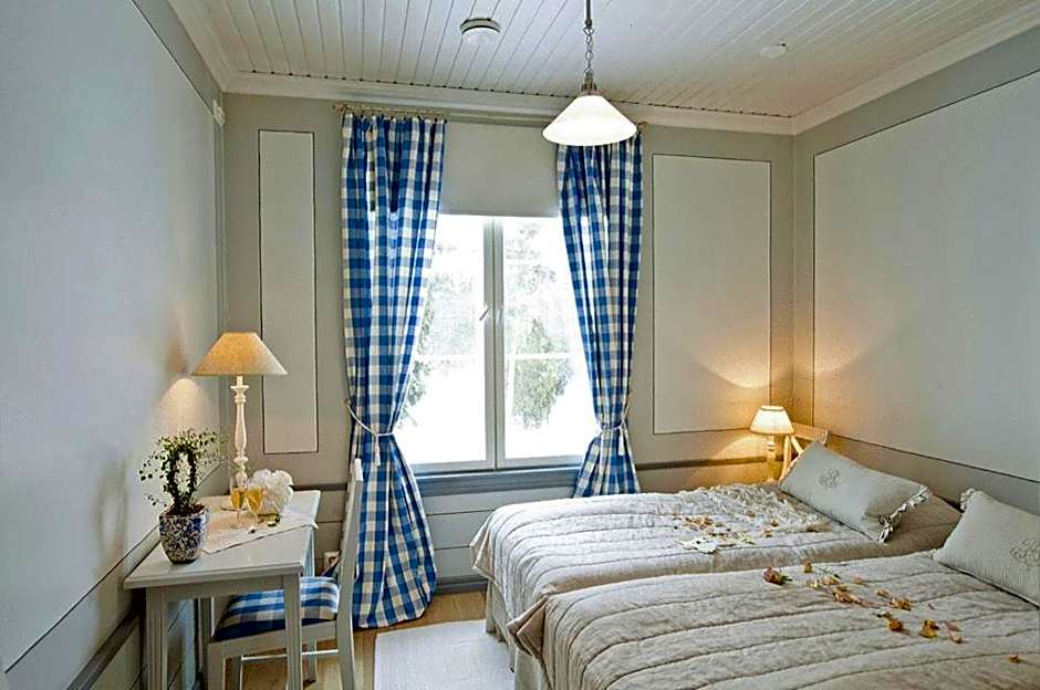 Photo 1 of 10 of Standard 2 Beds