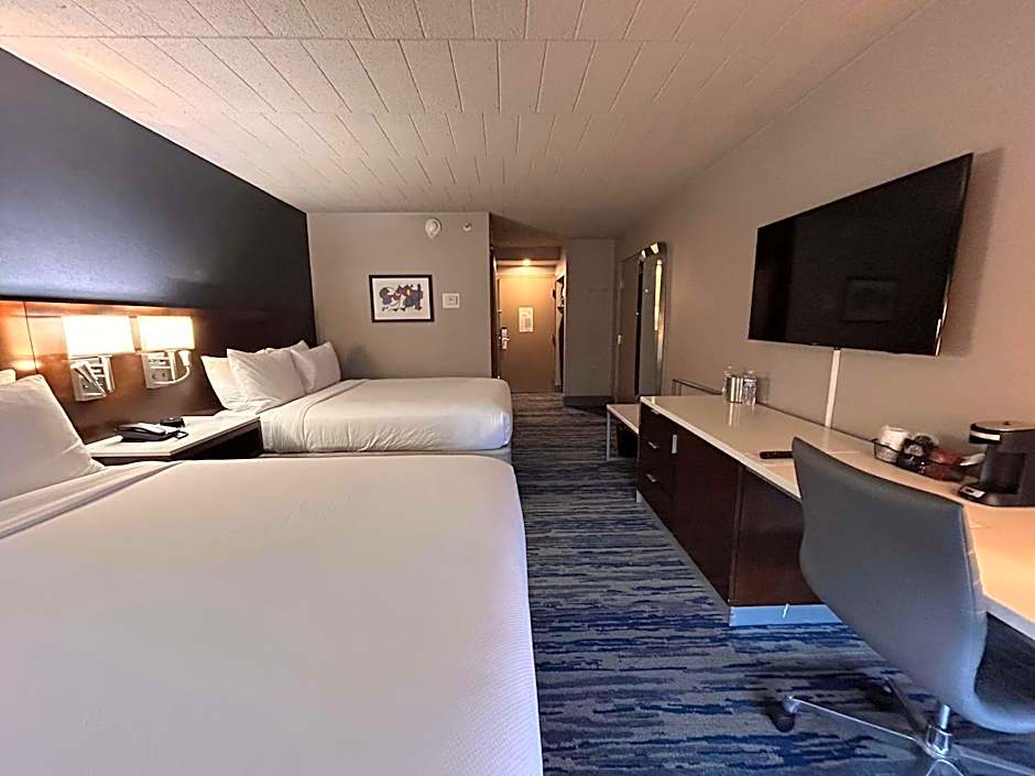 Skyline Hotel Detroit Airport, SureStay Collection by Best Western
