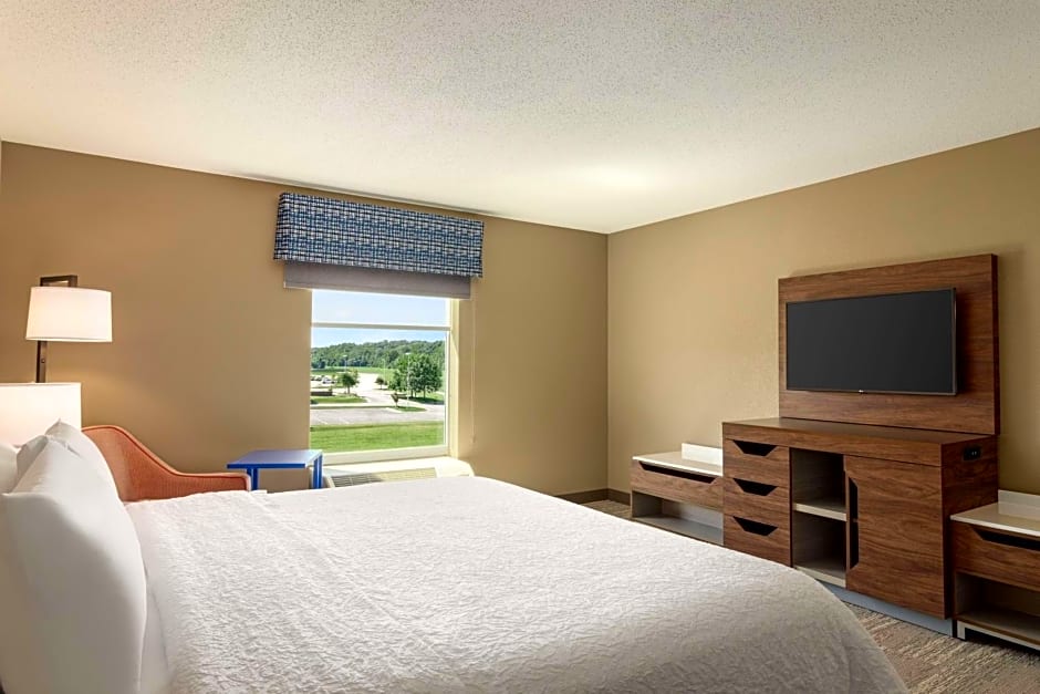 Hampton Inn By Hilton St. Louis-Columbia,Il