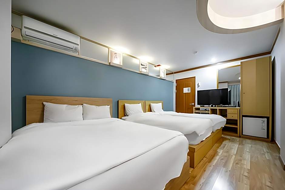 Tourist Hotel Jeonju