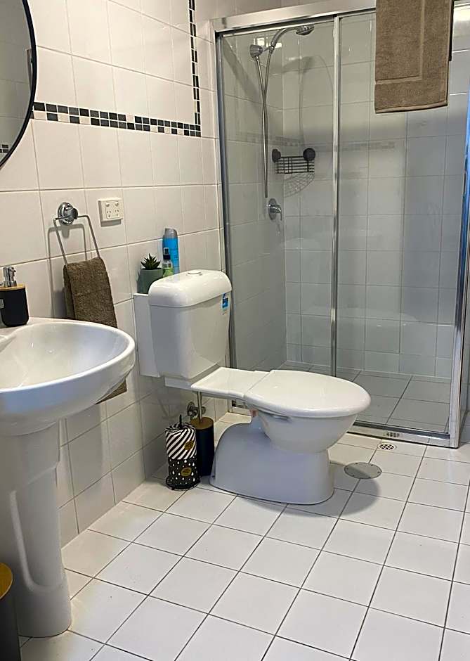 Compton Street Apartment