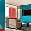 avid hotel Fayetteville West By IHG