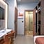 Infinity City Boutique Hotel