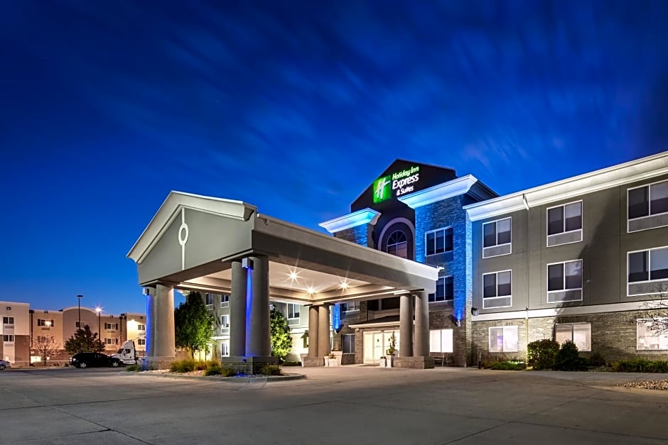 Holiday Inn Express Hotel & Suites Bellevue-Omaha Area