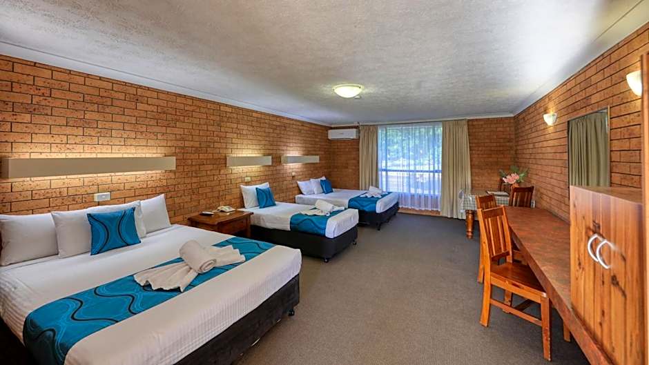 James Street Motor Inn