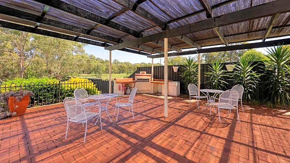 Bishops Lodge Narrandera