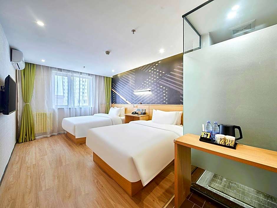 IU Hotel Shijiazhuang Airport