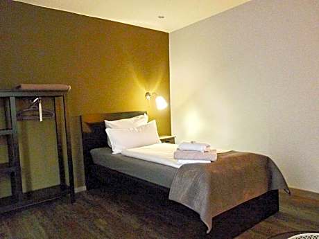 Single Room with Shower