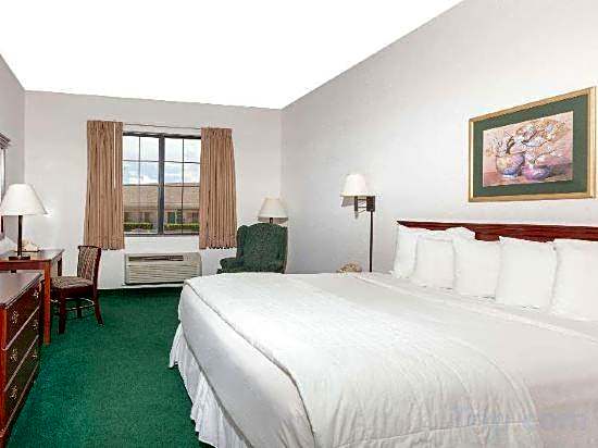 Best Western Prime Inn & Suites