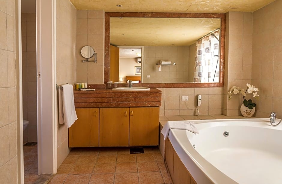 Bella Riva Hotel