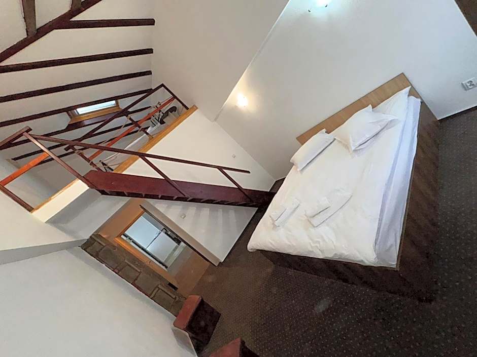 Restaurant Casa Nicolenco Azuga by Genco