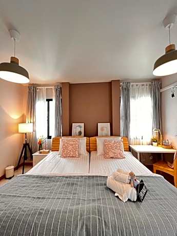 Por poshtel Kanchanaburi