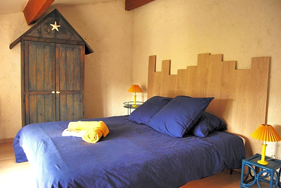 Logis de Chenac - Chambres et table d'hôtes