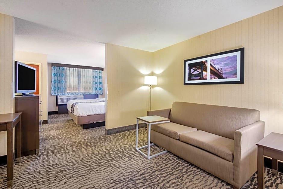 La Quinta Inn & Suites by Wyndham Newark - Elkton