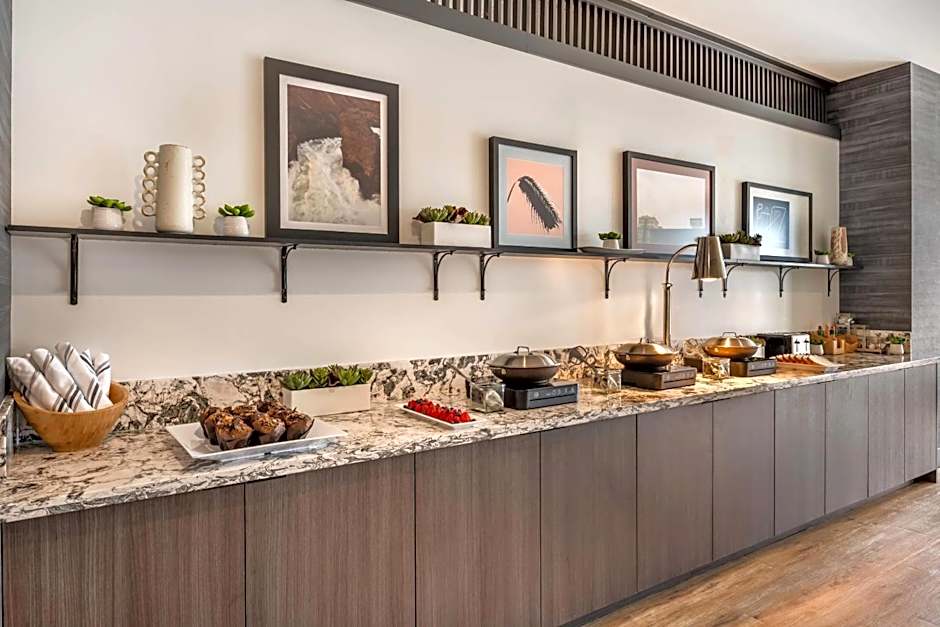 Cambria Hotel Spokane Airport