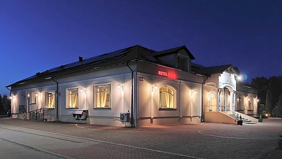Dworek Różany Hotel & Restauracja