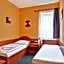 Attic Hotel