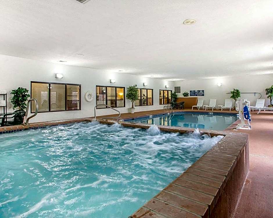 Comfort Suites - Jefferson City