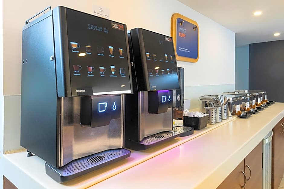 Holiday Inn Express Milton Keynes By IHG