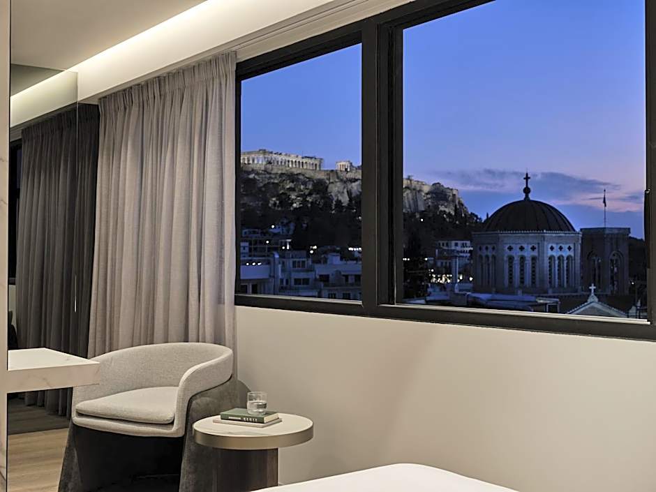 Nur Edge Aparthotel - Acropolis Skyline