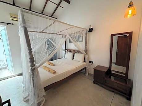 Three-Bedroom Deluxe Apartment