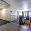 Days Inn & Suites by Wyndham Webster NASA-ClearLake-Houston