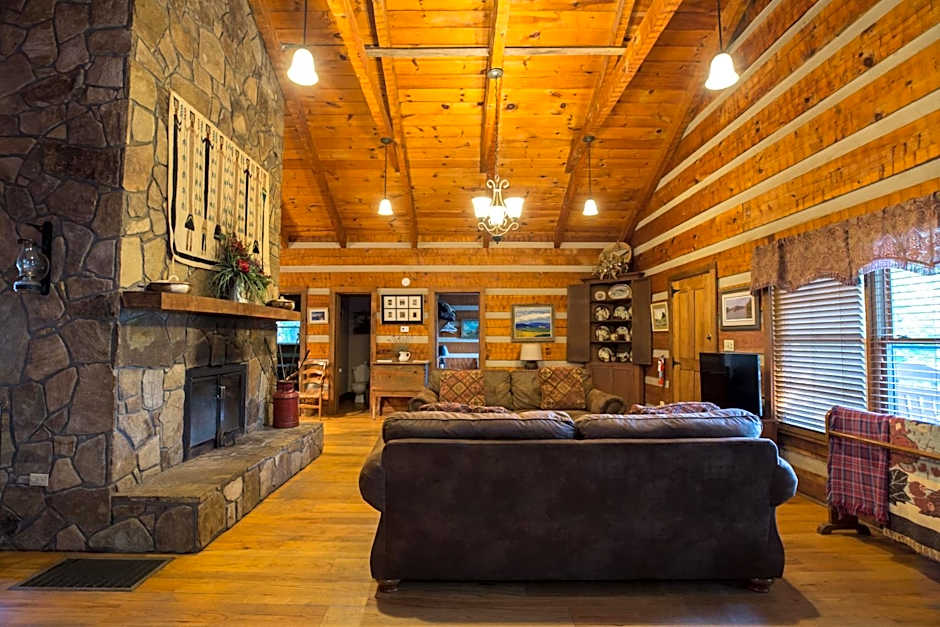 Springmaid Mountain Retreat & Stables