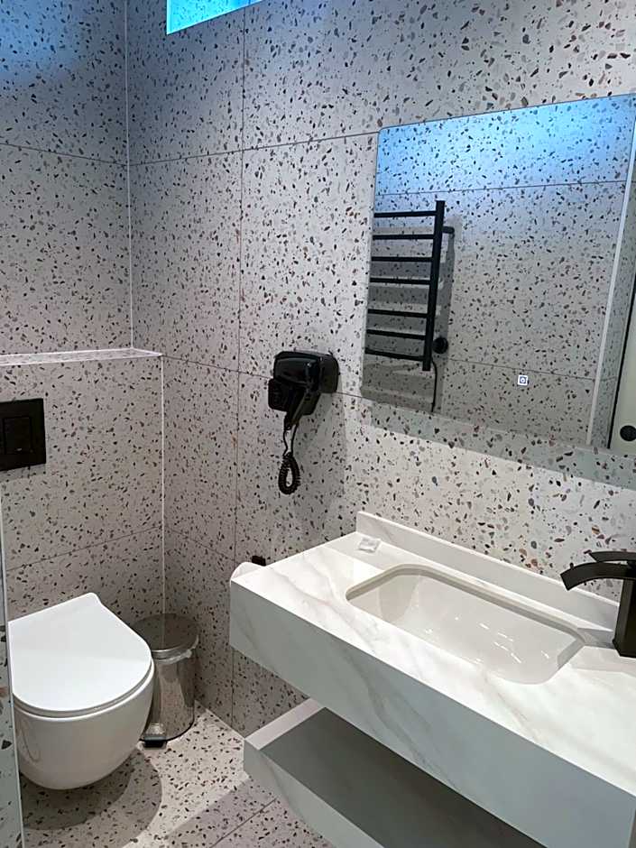 Rosemay Boutique Hotel Near Heathrow Airport