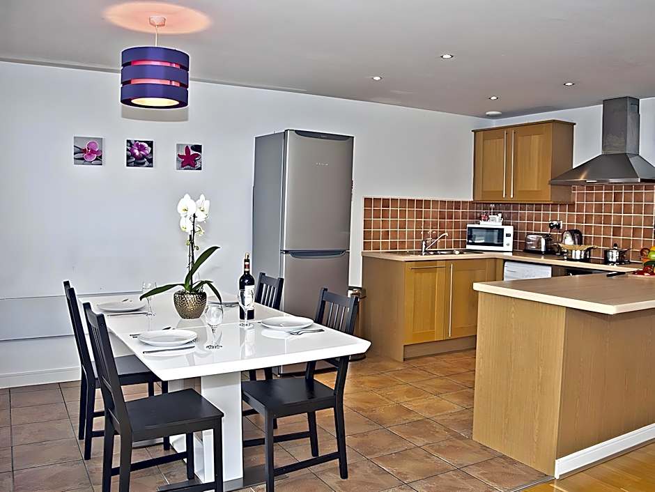 Base Serviced Apartments - Duke Street