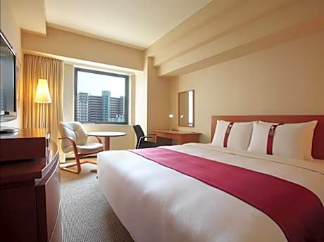 Premium Twin Room with Sofa Bed - Mid Floor/Non-Smoking