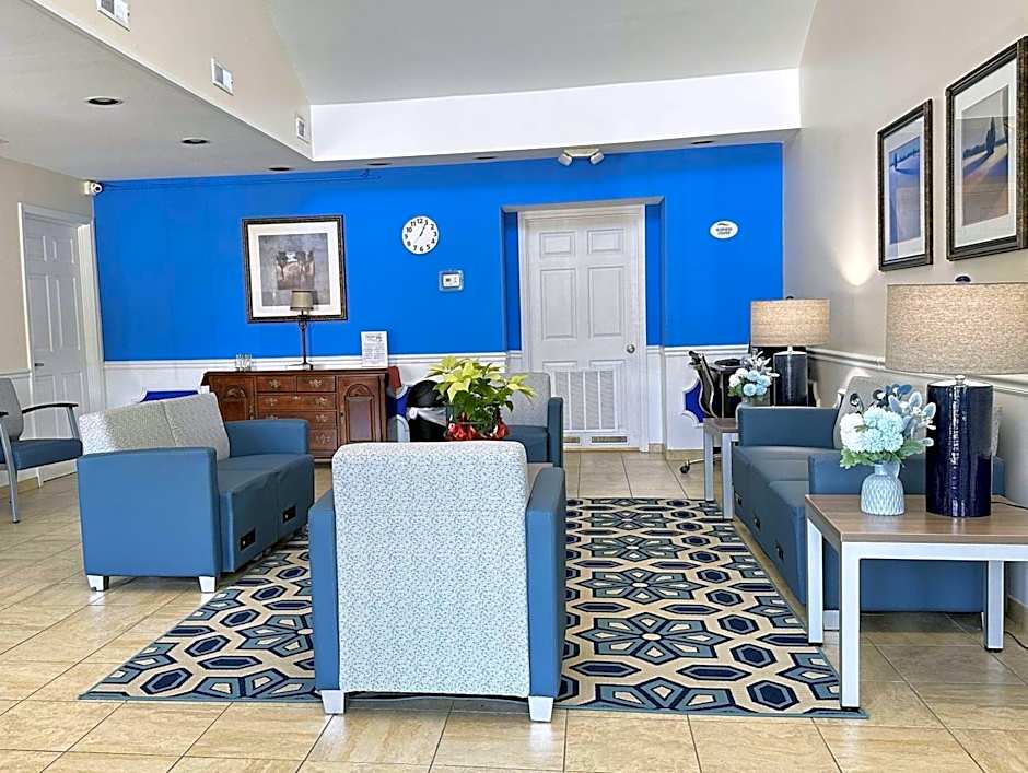 Baymont by Wyndham Greenwood