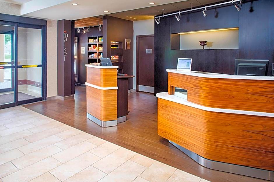 Courtyard by Marriott Richmond Airport