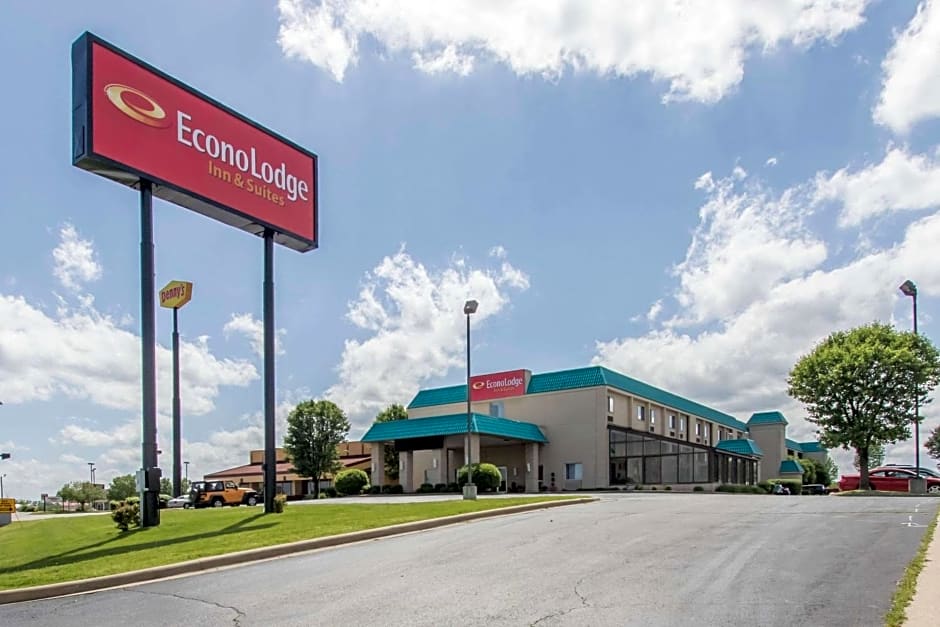 Econo Lodge Inn & Suites Joplin